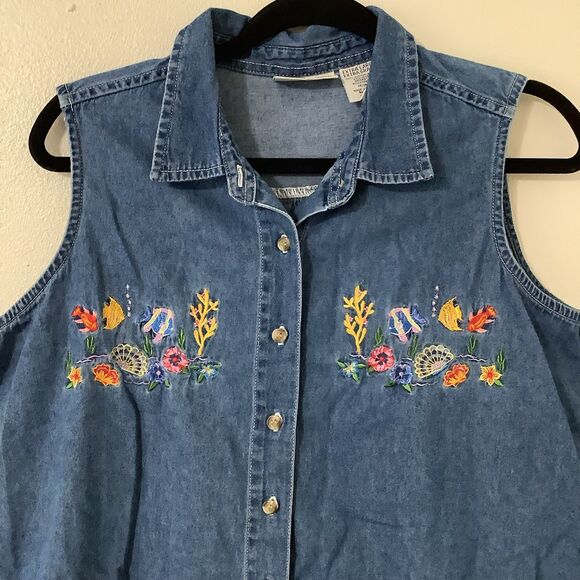 Vintage 90s Denim Wearable Art Fish Artsy Embroidered Sleeveless Button Down XL - Picture 2 of 8